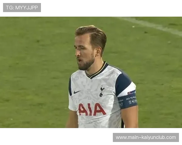 热刺边路回传中路补射形成绝佳机会 热刺边路回传中路补射形成绝佳机会