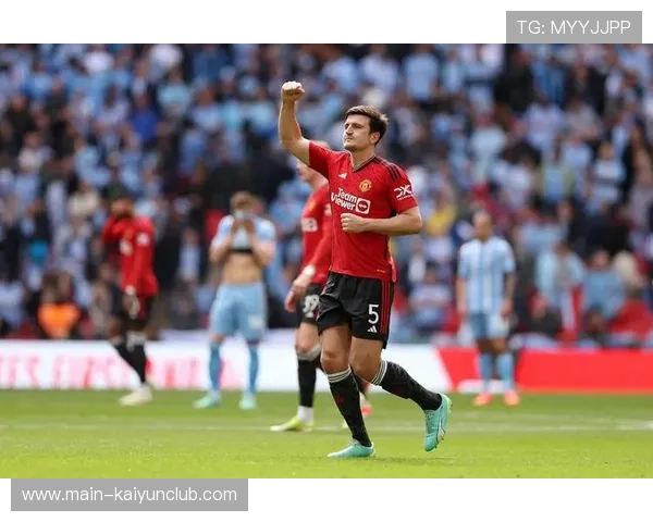 英超曼城角球套路再次奏效，门前被占优